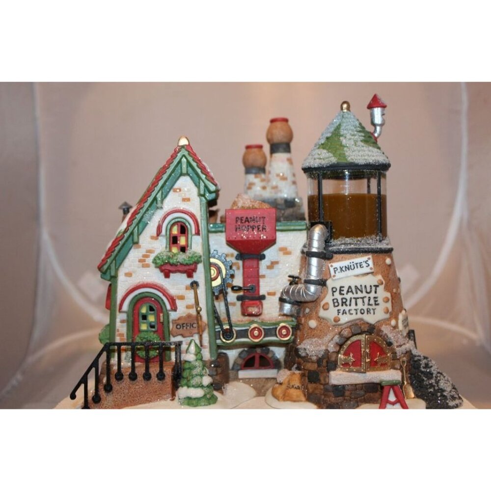 Dept 56 North Pole - The Peanut Brittle Factory - Picture 2 of 8